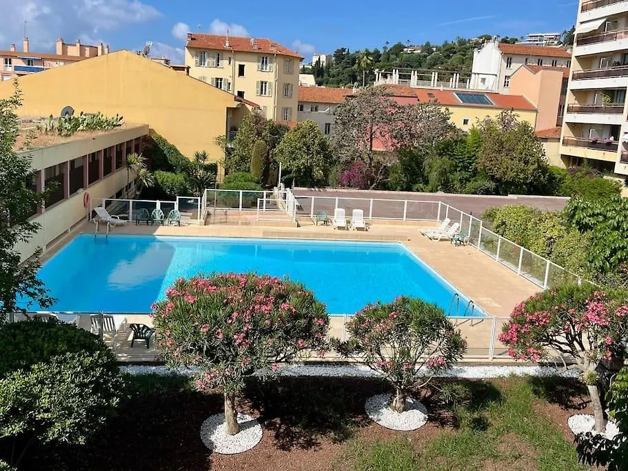 New Apartment With Swimming Pool 보로쉬르메르 프랑스